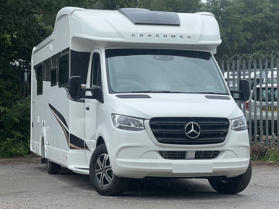 COACHMAN TRAVEL MASTER 545