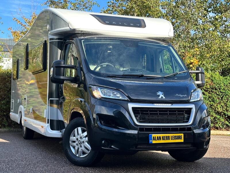 Bailey Autograph 81-6