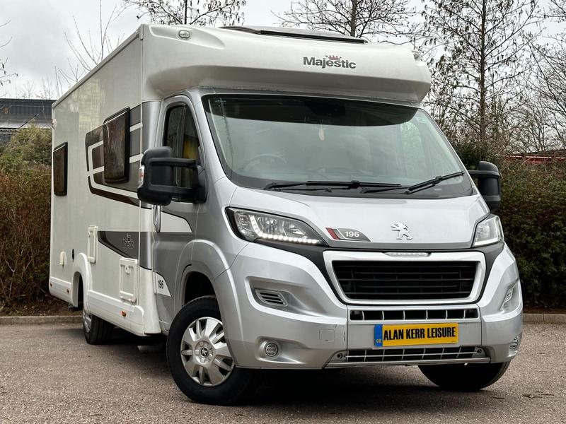 Elddis Majestic 196