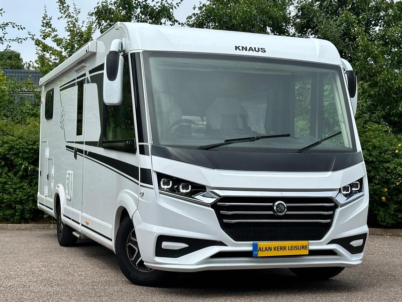 Knaus Live I 700 MEG