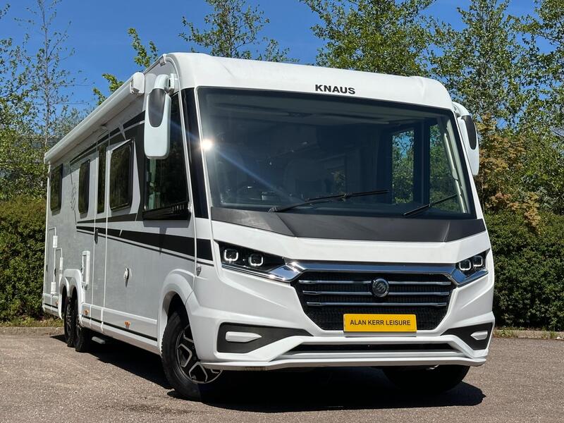 Knaus Live I 900 LEG